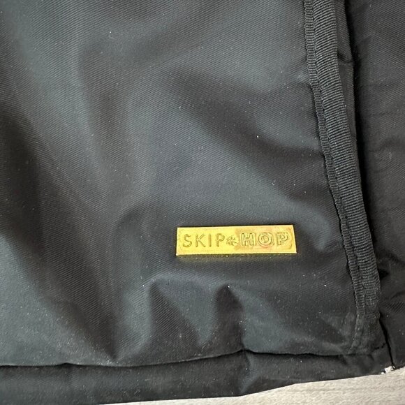 Skip Hop  Black Gold Diaper Bag  Mainframe Large Capacity Backpack - Picture 11 of 11